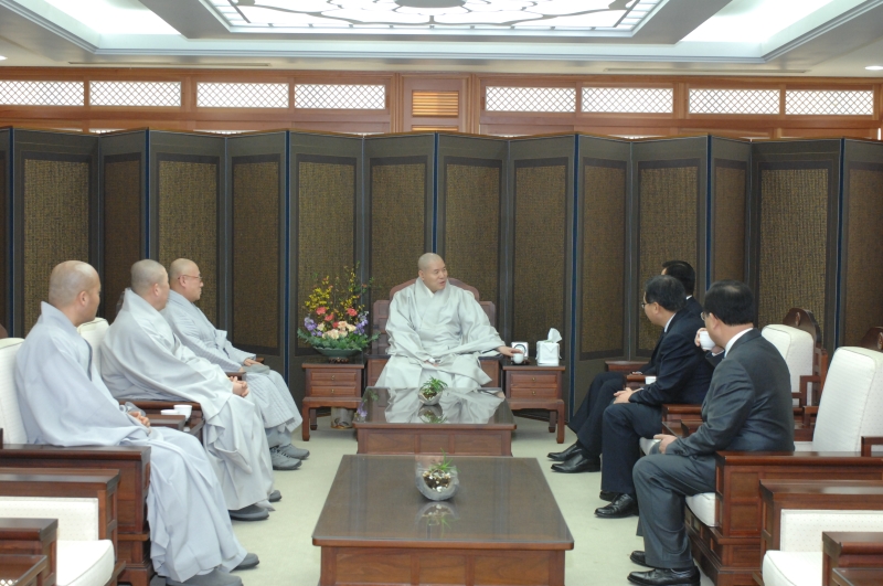 2010.01.15_경찰청 청장 예방 (5)